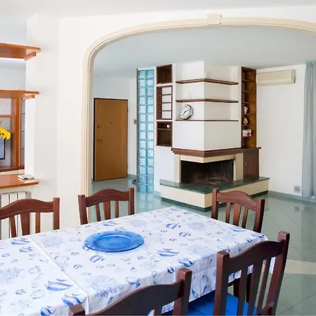 Dei Bizantini Via 800 Martiri * أوترانتو